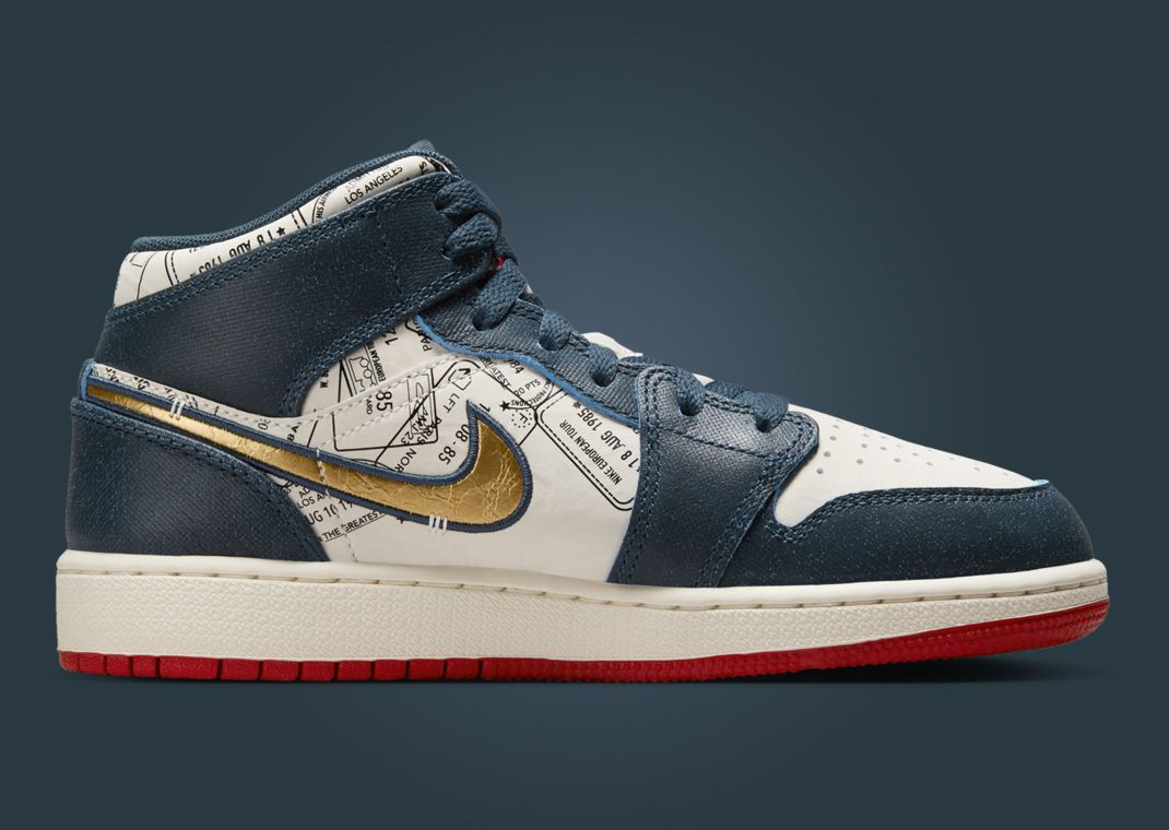 【関税込み】Nike Jordan ベージュ Flight トップス The Kids' Exclusive Air Jordan 1 Mid SE Take Flight Releases