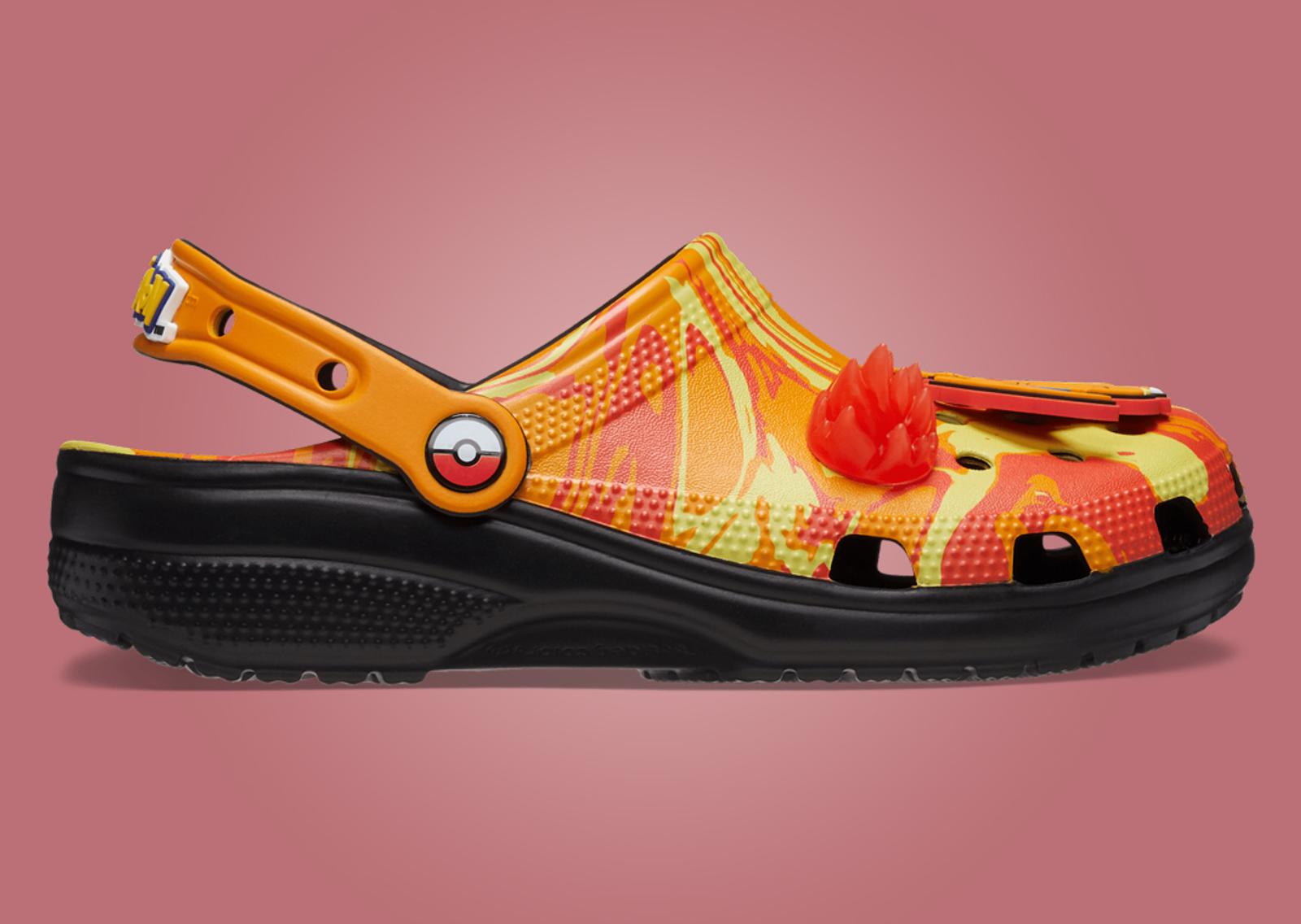 Pokémon x Crocs Classic Clog Charizard Lateral