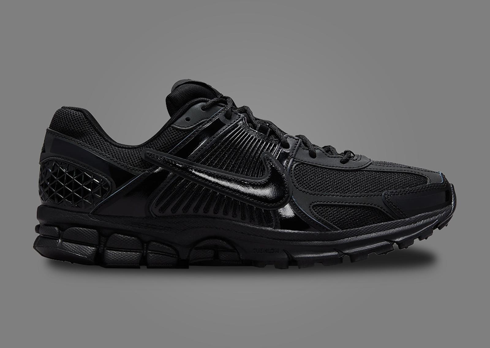 Dover Street Market x Nike Zoom Vomero 5 Black Lateral