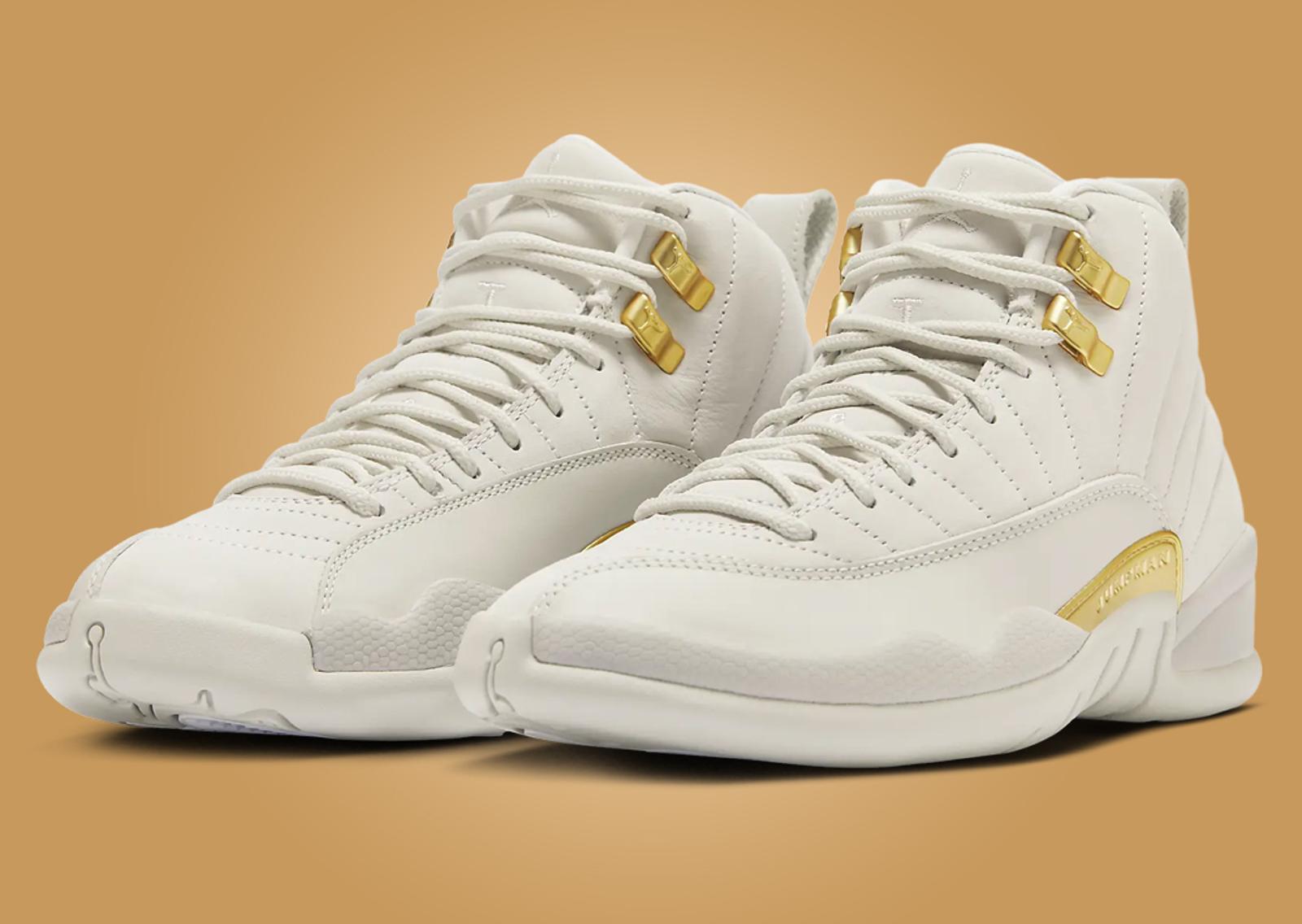 Air Jordan 12 Retro Phantom (W) Angle