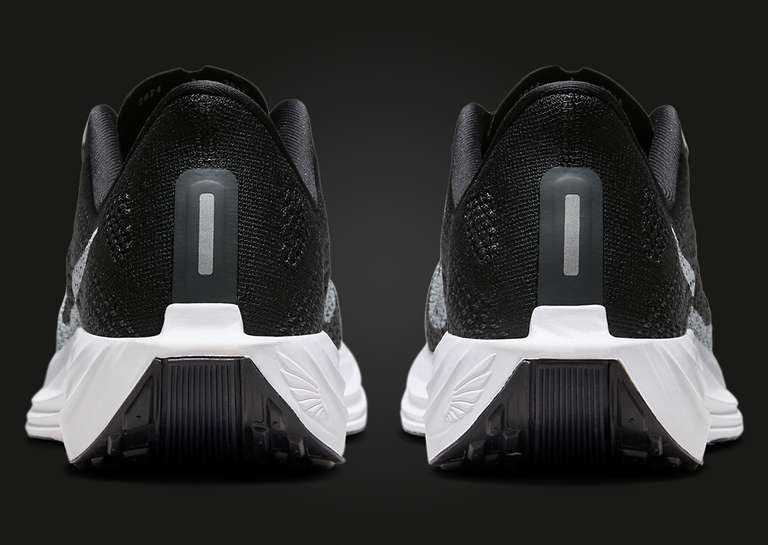 Nike Pegasus Plus Black Pure Platinum Heel