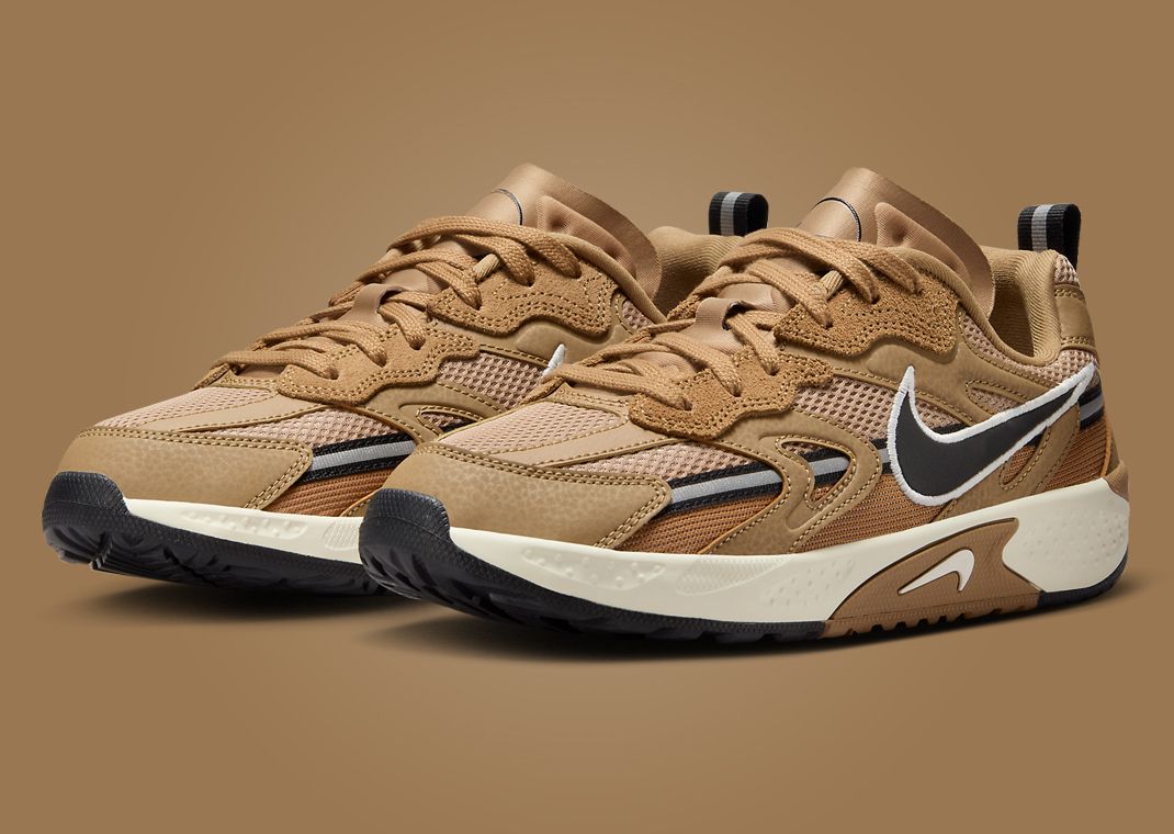 送料込み 追跡あり Nike Jam \