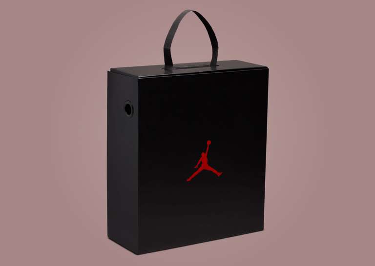 Air Jordan 1 Brooklyn Boot Burgundy Crush (W) Packaging