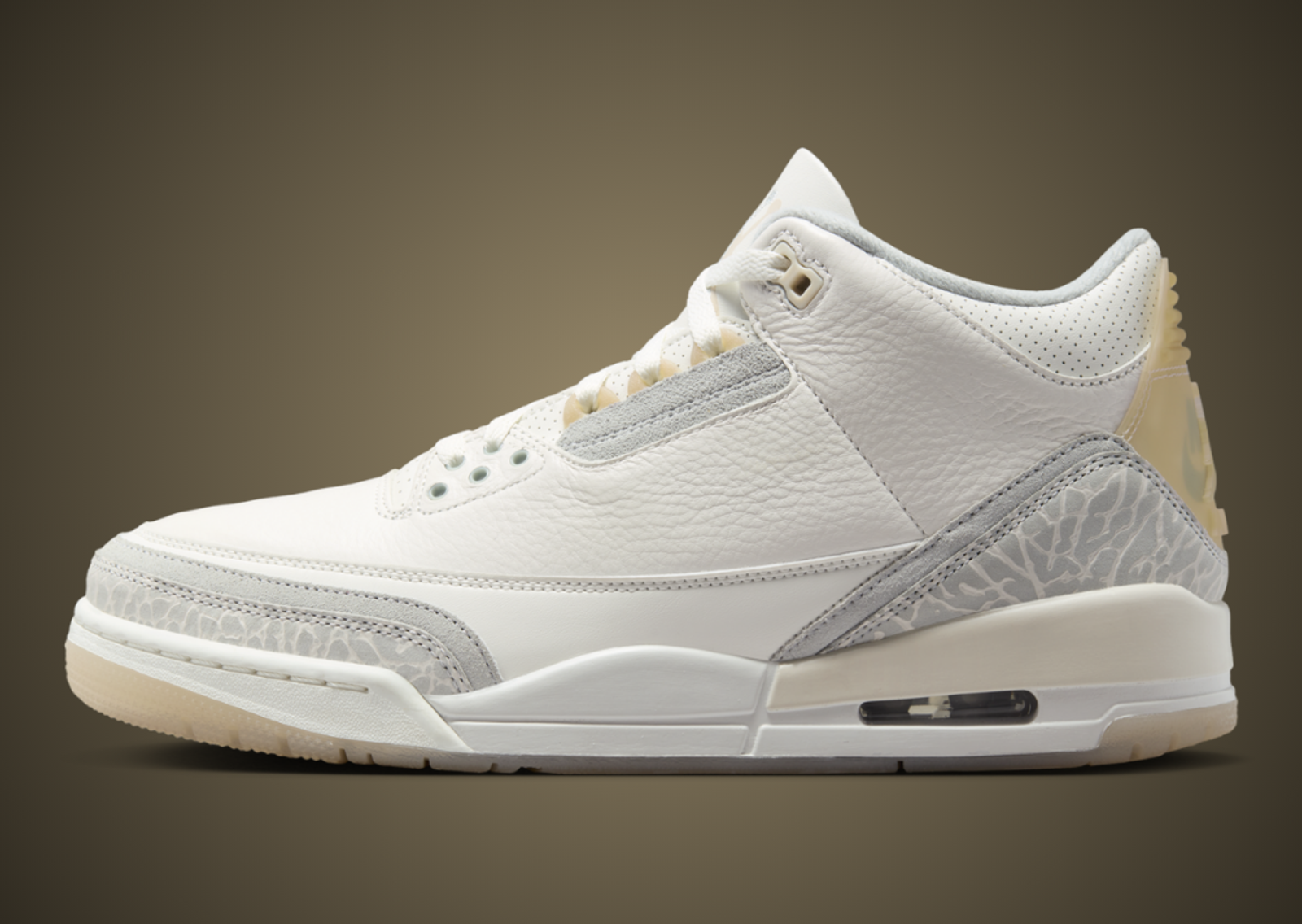 Air Jordan 3 Retro Craft Ivory Lateral