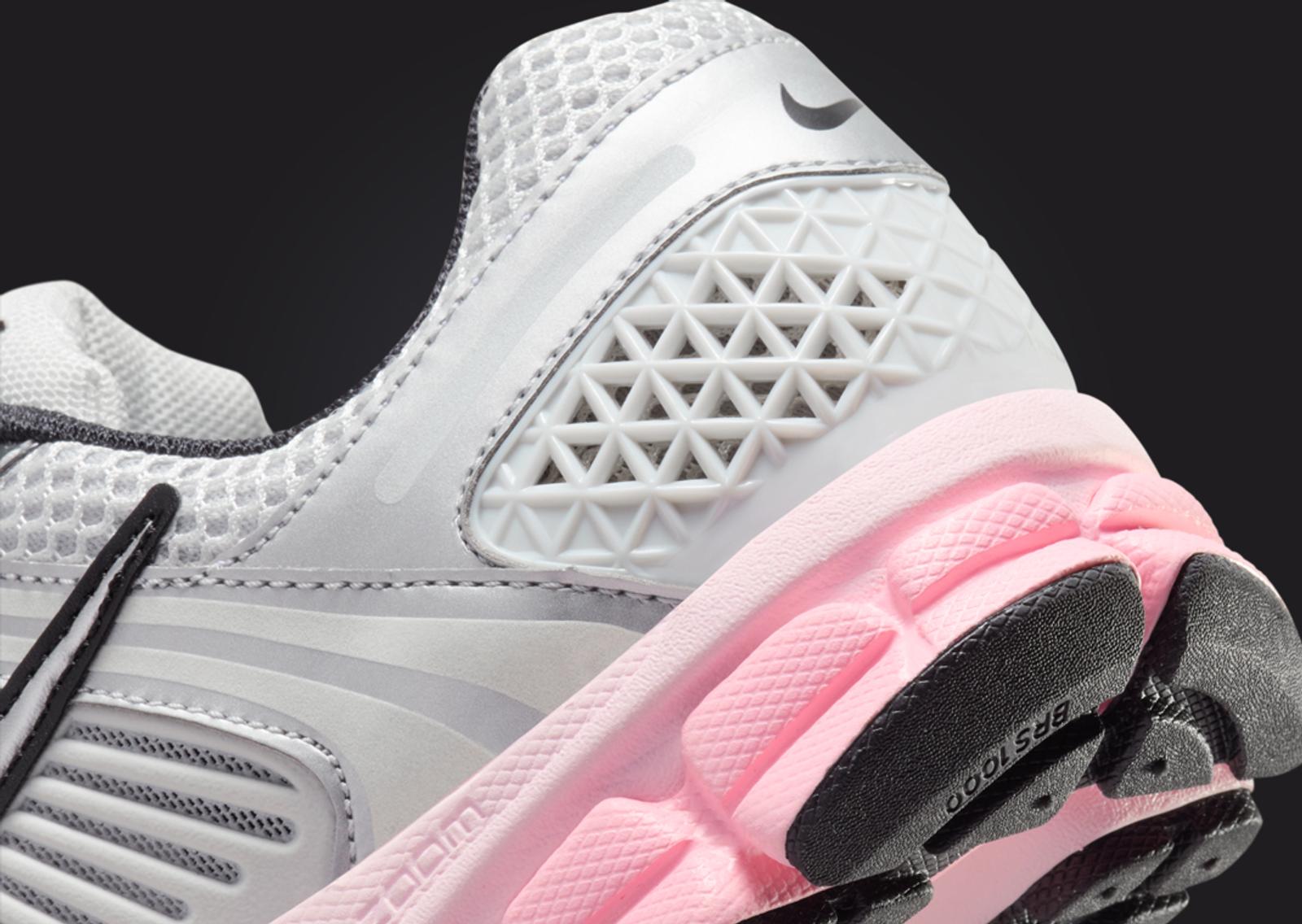 Nike Zoom Vomero 5 Metallic Silver Pink Foam (W) Heel