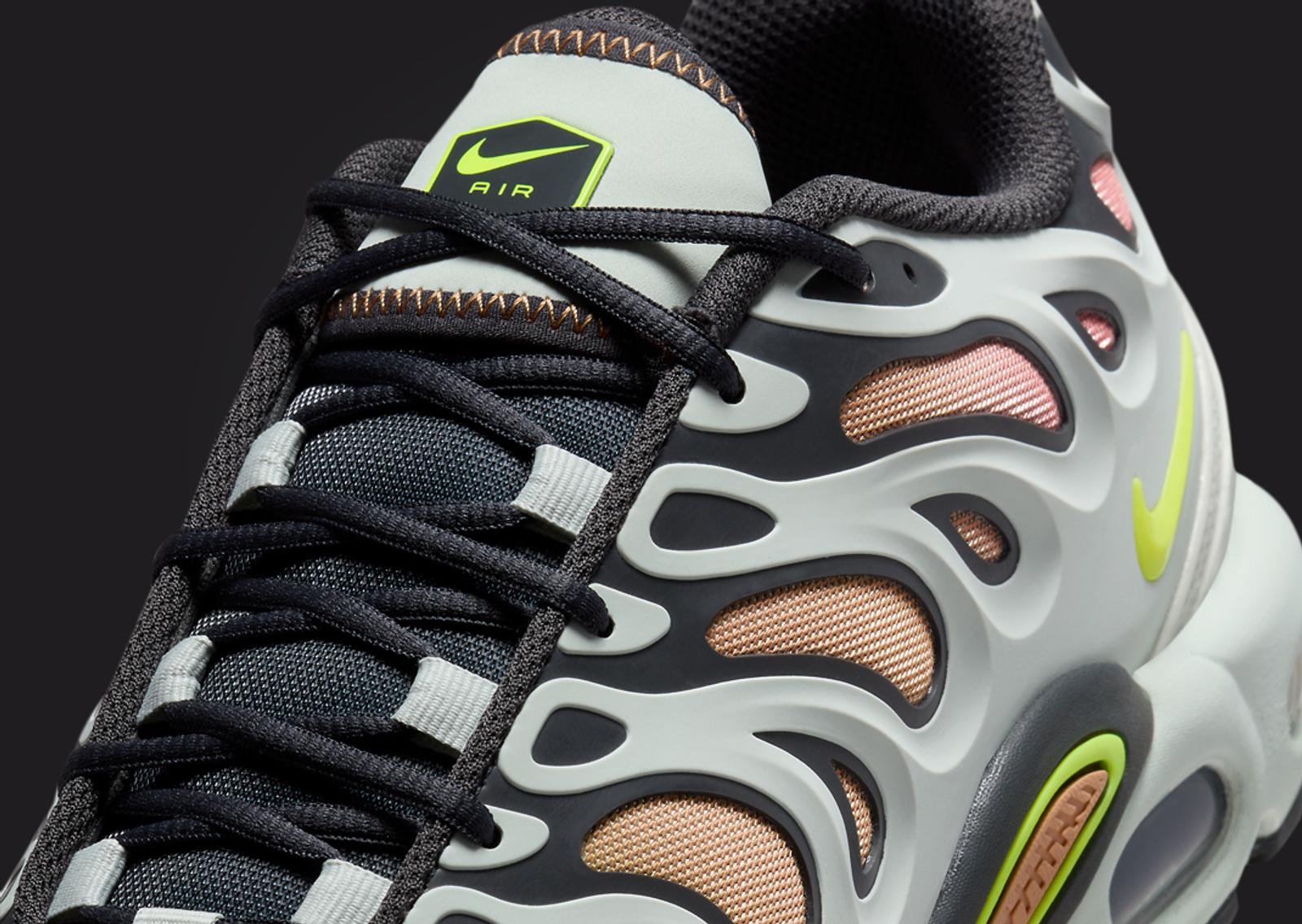 Nike Air Max Plus Volt Adobe Tongue