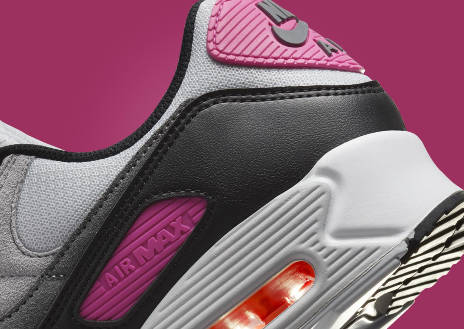 Nike Air Max 90 Dunkin' Donuts Heel Tab