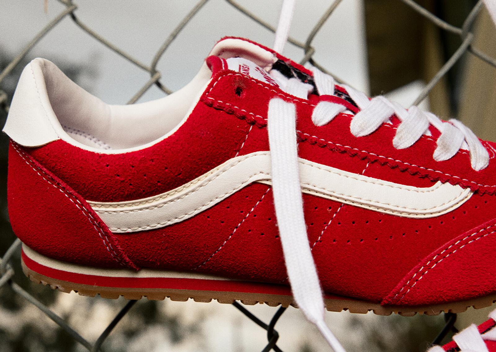 Vans Super Lowpro Racing Red Detail