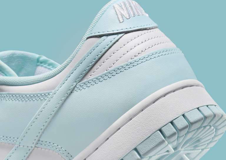 Nike Dunk Low Glacier Blue Heel