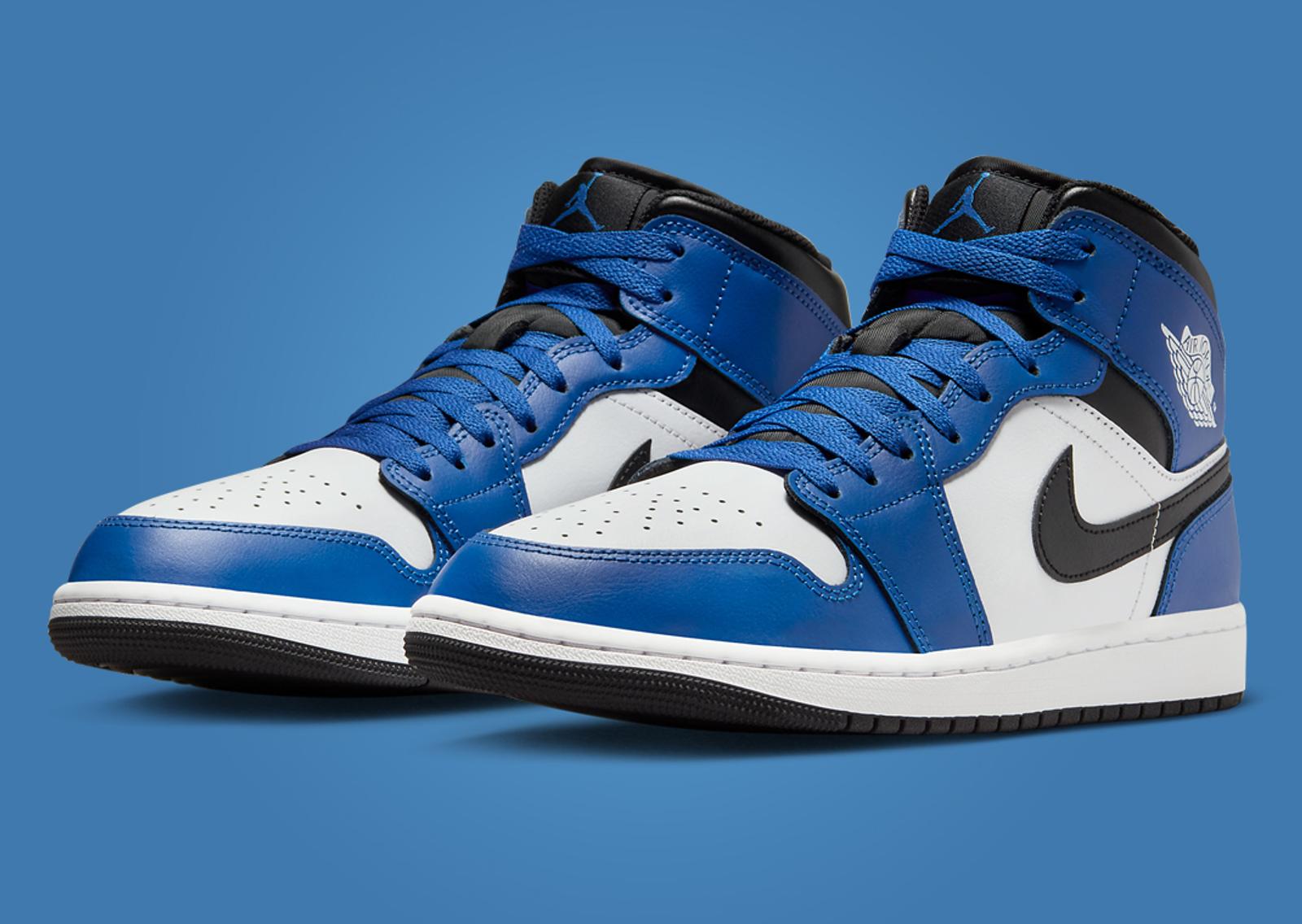 Air Jordan 1 Mid Game Royal Angle