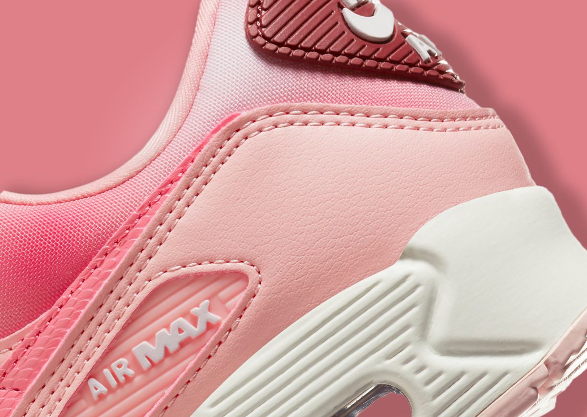 airbrushed nike air max
