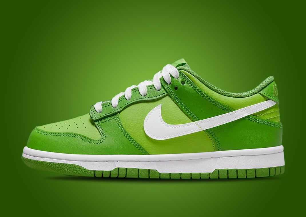 Kermit the shop frog nike shoes