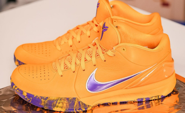Nike Kobe 4 Protro Lakers 