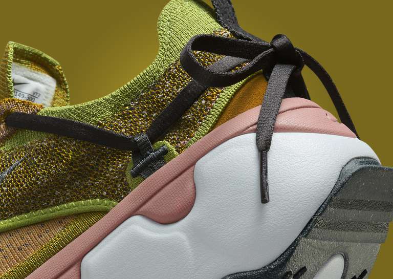 Nike Flyknit Bloom Pear (W) Heel Detail