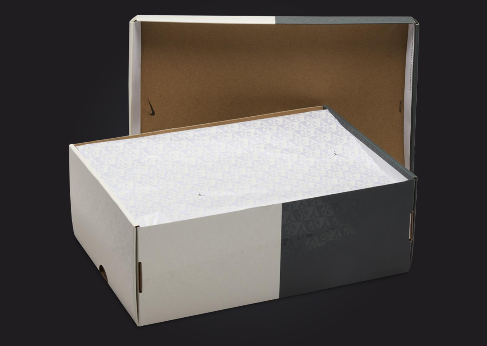 Air Jordan 1 Low Quai54 Packaging Open