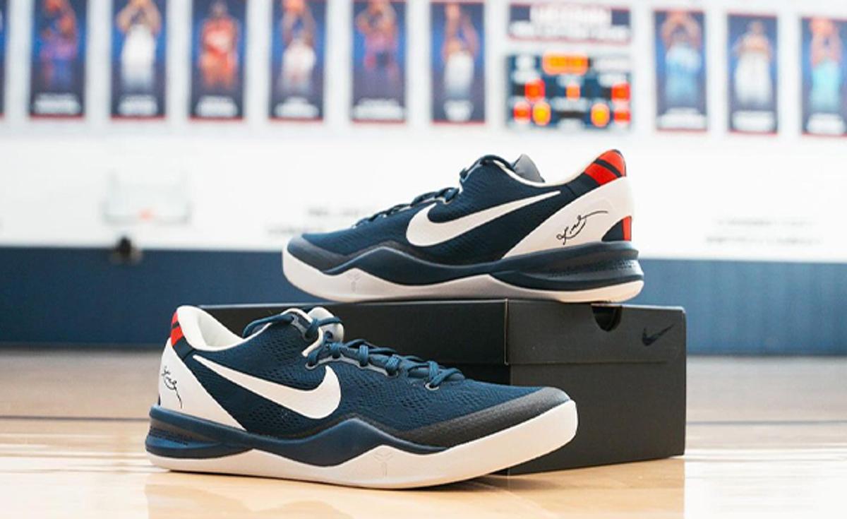 Nike Kobe 8 Protro UCONN PE