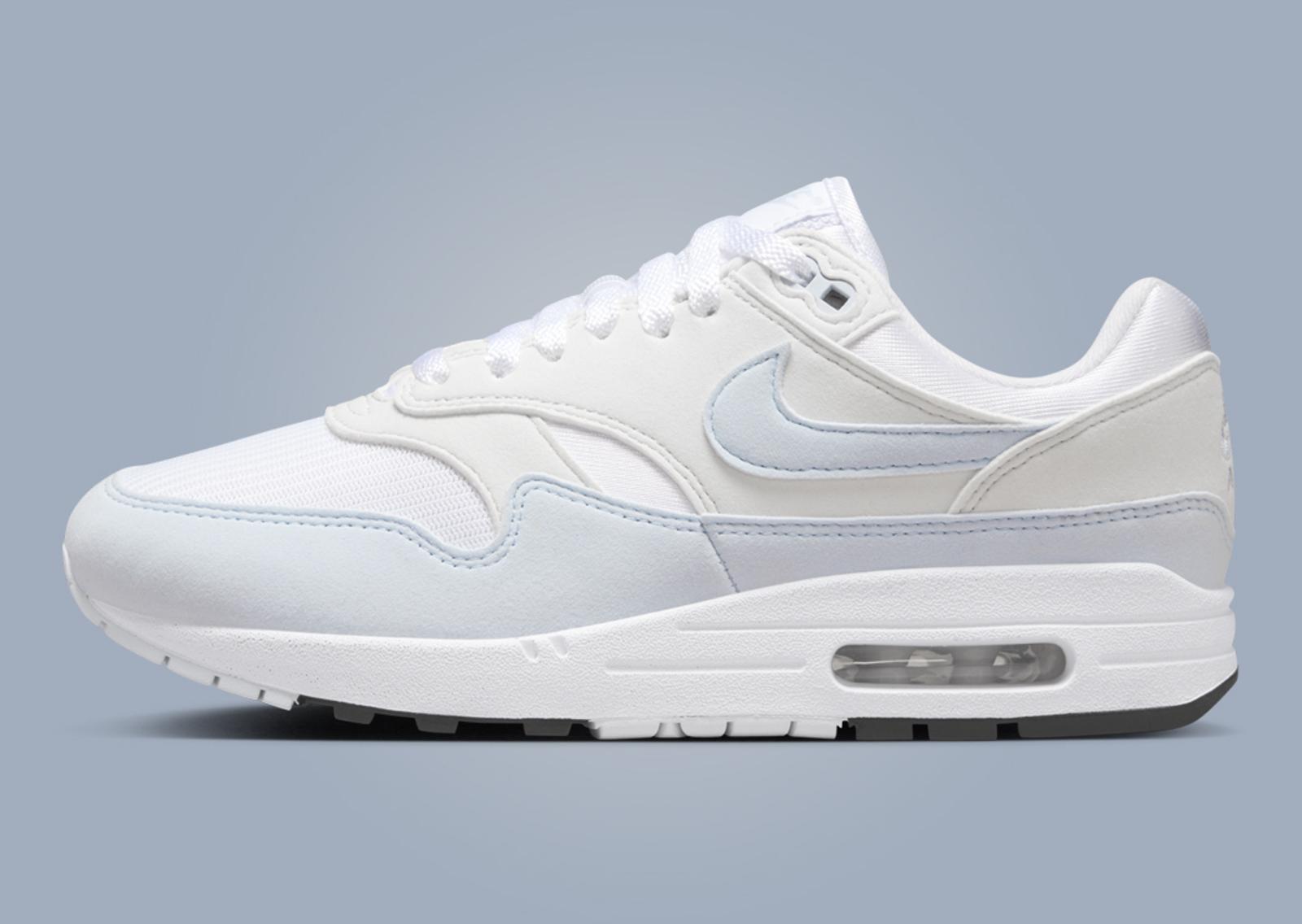 Nike Air Max 1 Football grey (W) Lateral