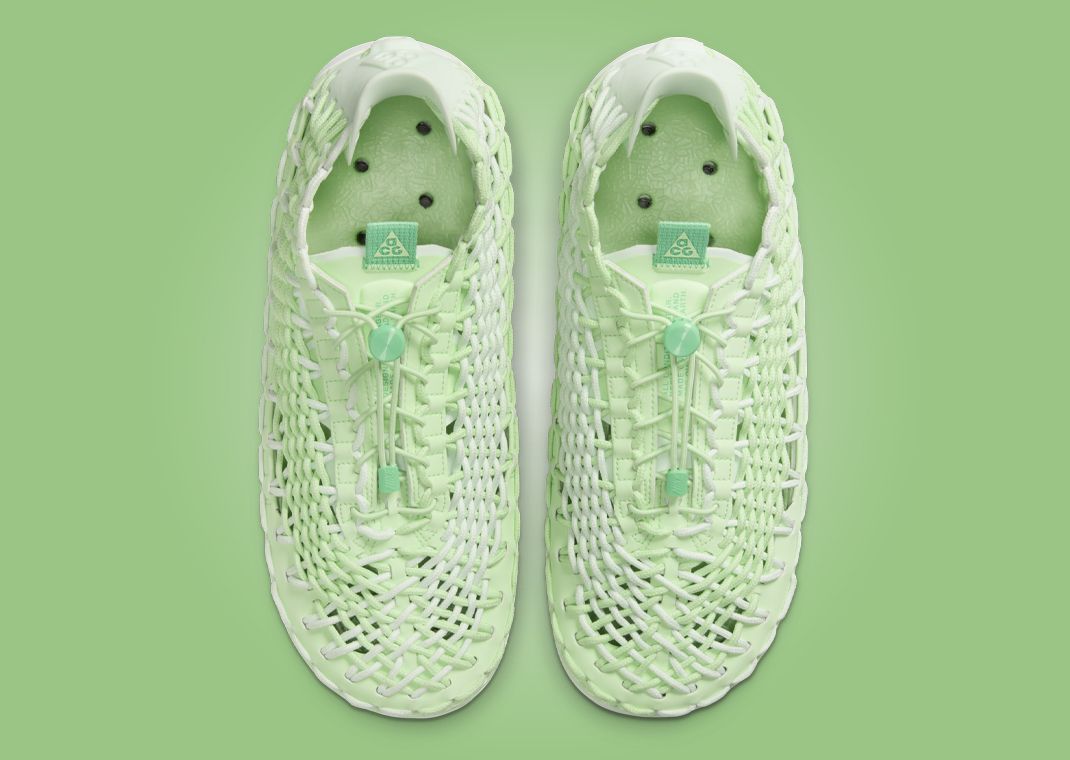 The Nike ACG Watercat+ Vapor Green Releases Summer 2024 The Nike ACG Watercat+ Vapor Green Releases Summer 2024