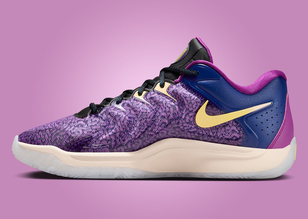 The Nike KD 17 Travel Ball Releases August 2024