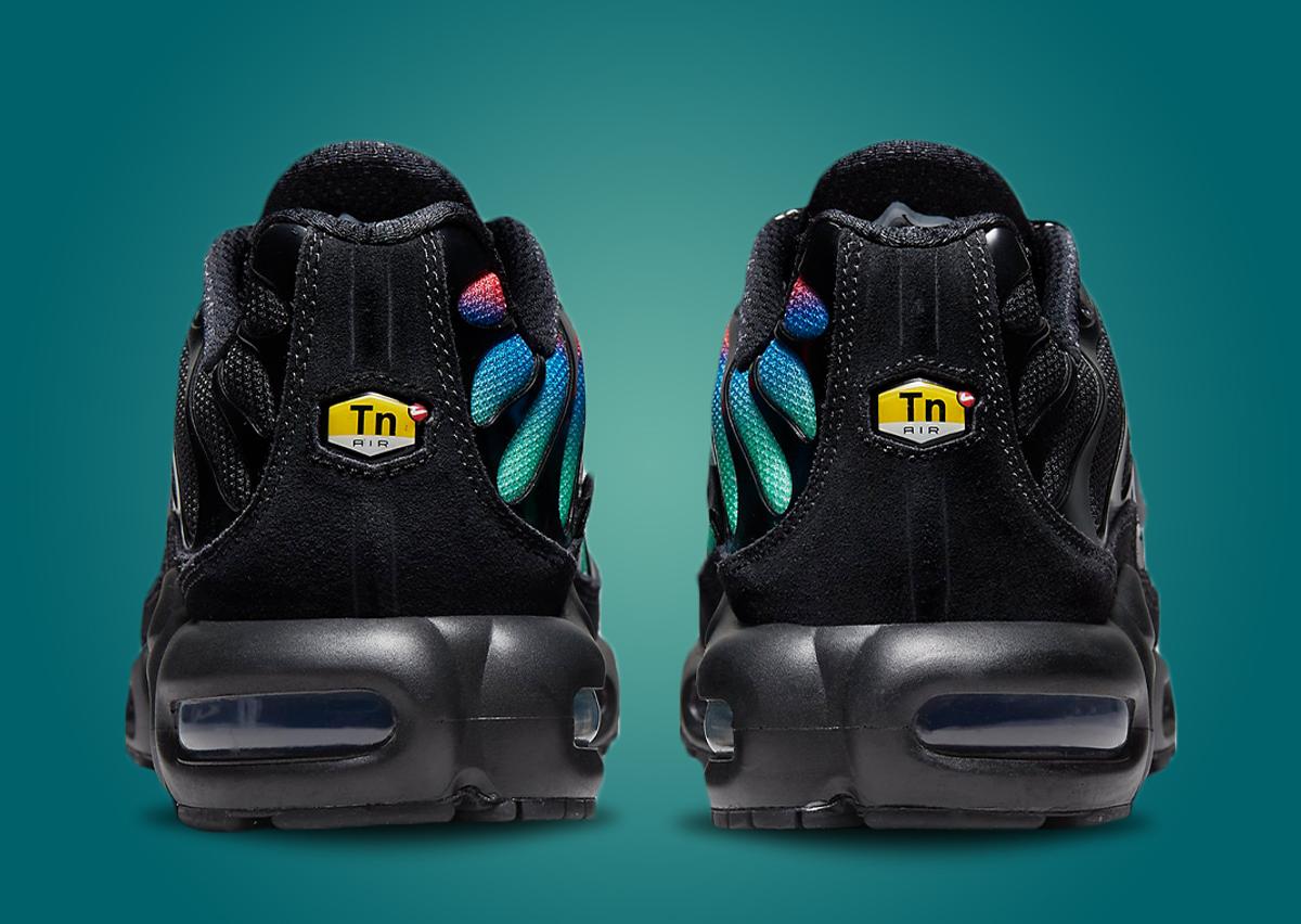 NIKE AIR MAX PLUS 3 TN Black Unity