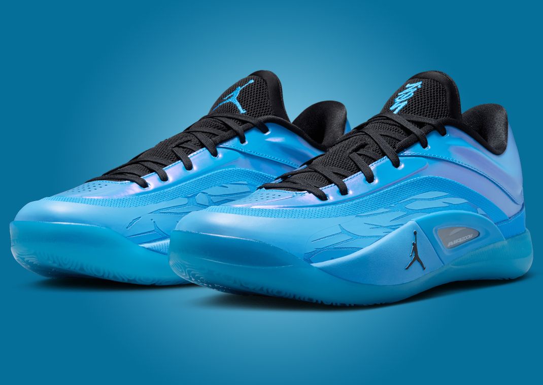The Jordan Zion 4 Iridescence Releases May 2025