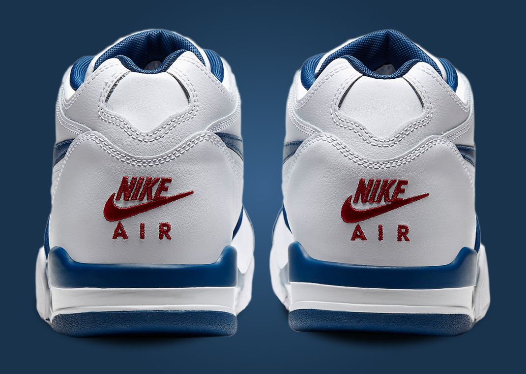 This Nike Air Flight 89 Has Philadelphia 76ers Vibes