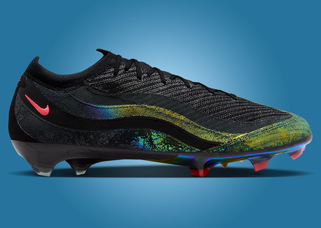 The Nike Mercurial Vapor 16 Elite AM 95 SE FG Solar Red is