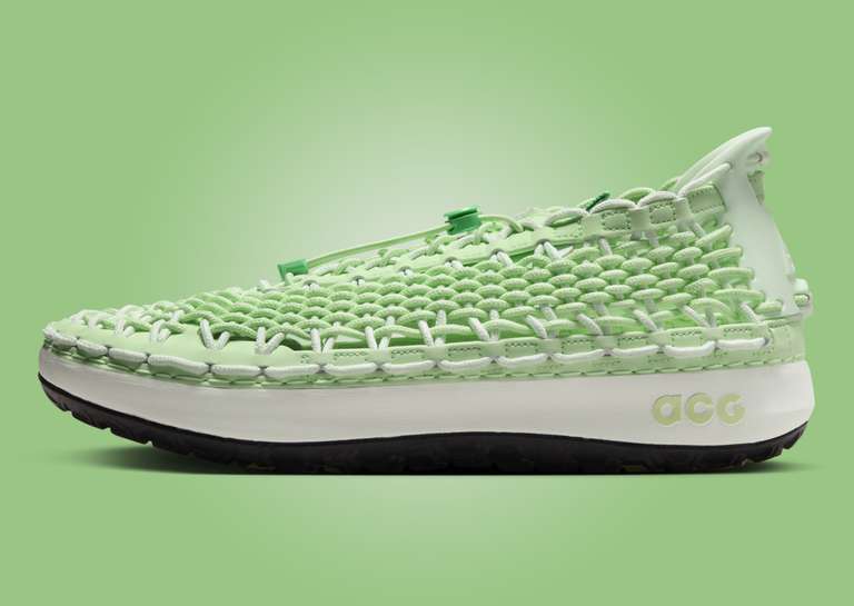 Nike ACG Watercat+ Vapor Green Lateral