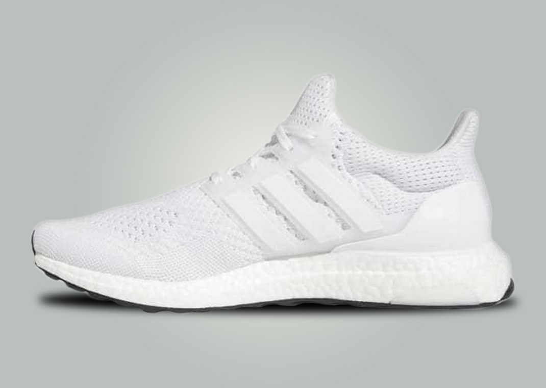 Ultra boost white 2.0 vs outlet 1.0