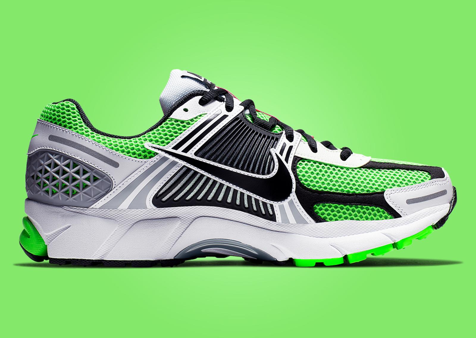 Nike Zoom Vomero 5 Electric Green Medial