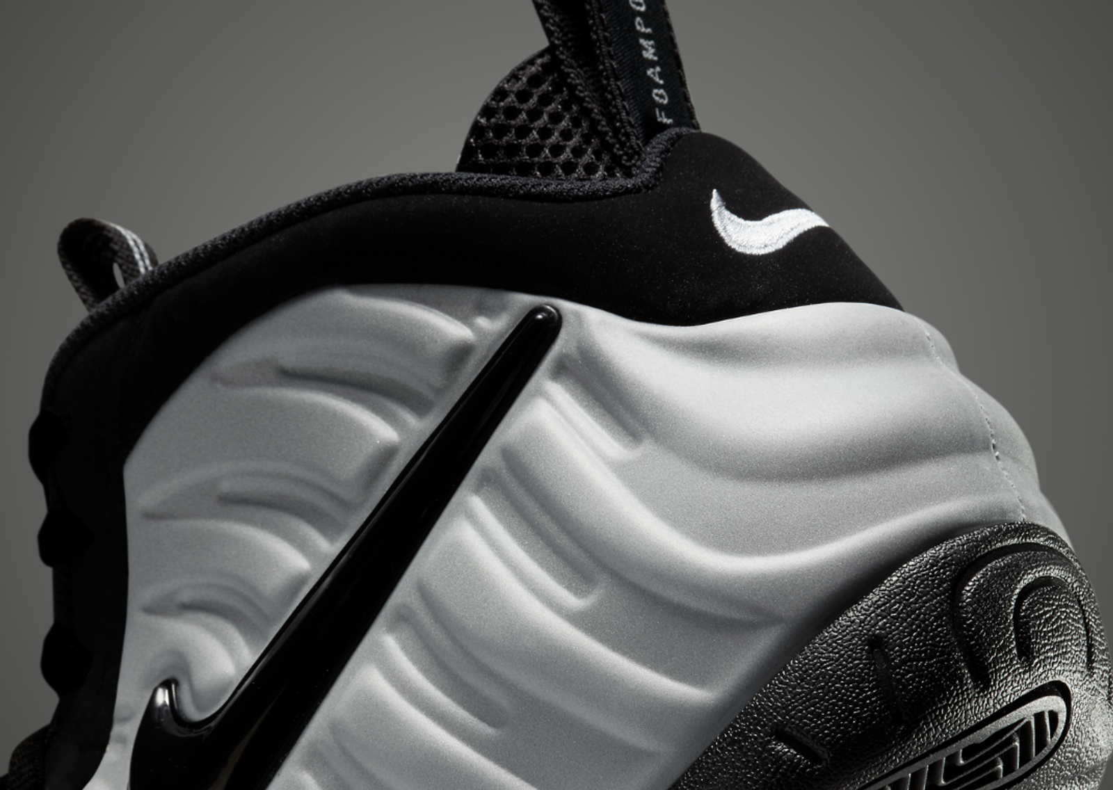 Nike Air Foamposite Pro Wolf Grey Heel Detail