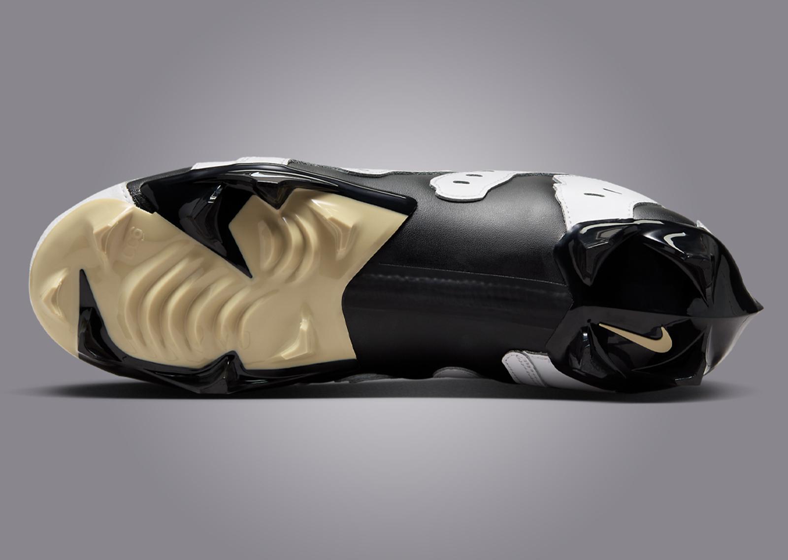 Nike Air DT Max 96 TD Cleat Colorado Away Outsole