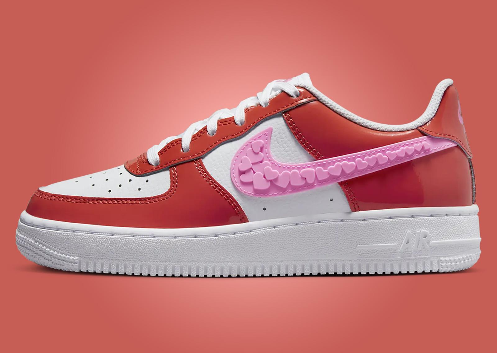 Nike Air Force 1 Low Valentine’s Day (GS) Lateral