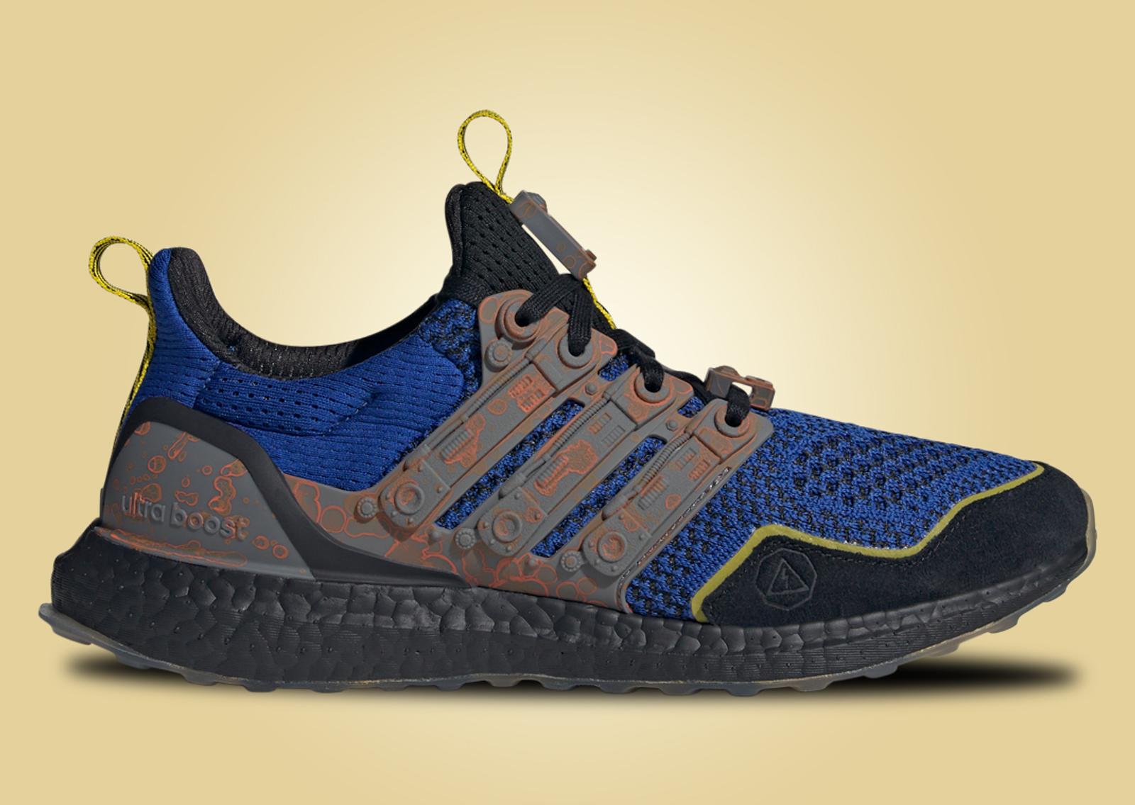 Fortnite x adidas Ultraboost 1.0 Battle Bus Team Royal Blue Lateral