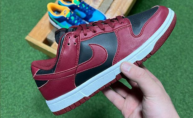 Dark Redwood Leather Takes Over This Nike Dunk Low