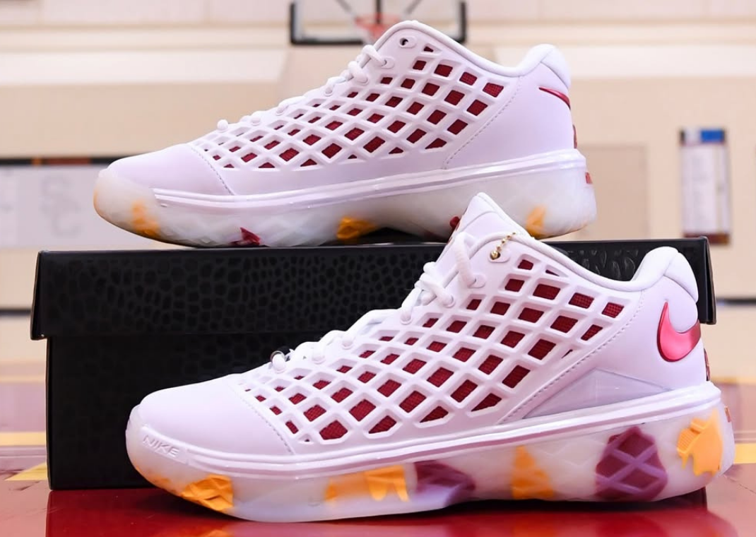 USC Women's Basketball Debuts a Nike Kobe 3 Low Protro PE for