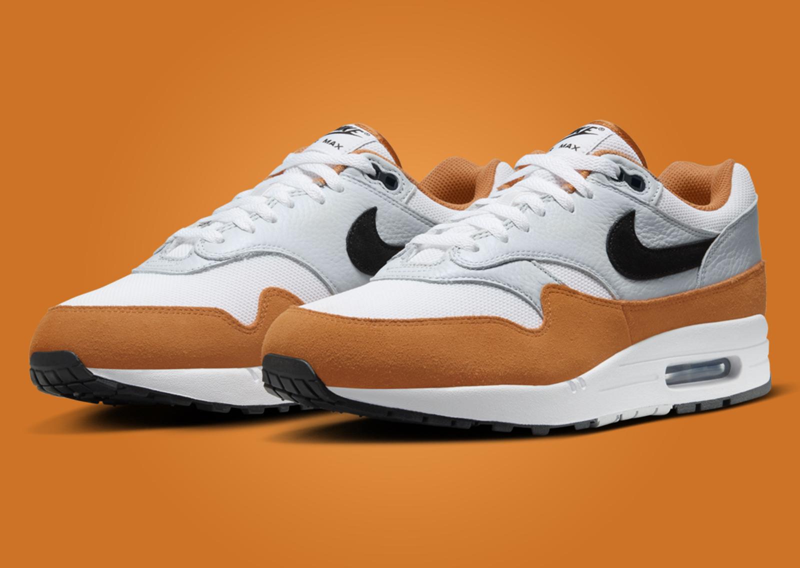 Nike Air Max 1 Monarch Angle