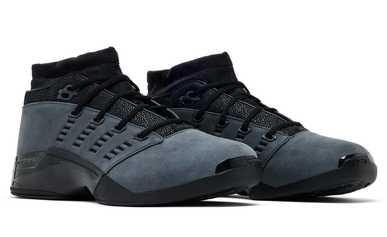 Air Jordan 17 Retro Black Pack