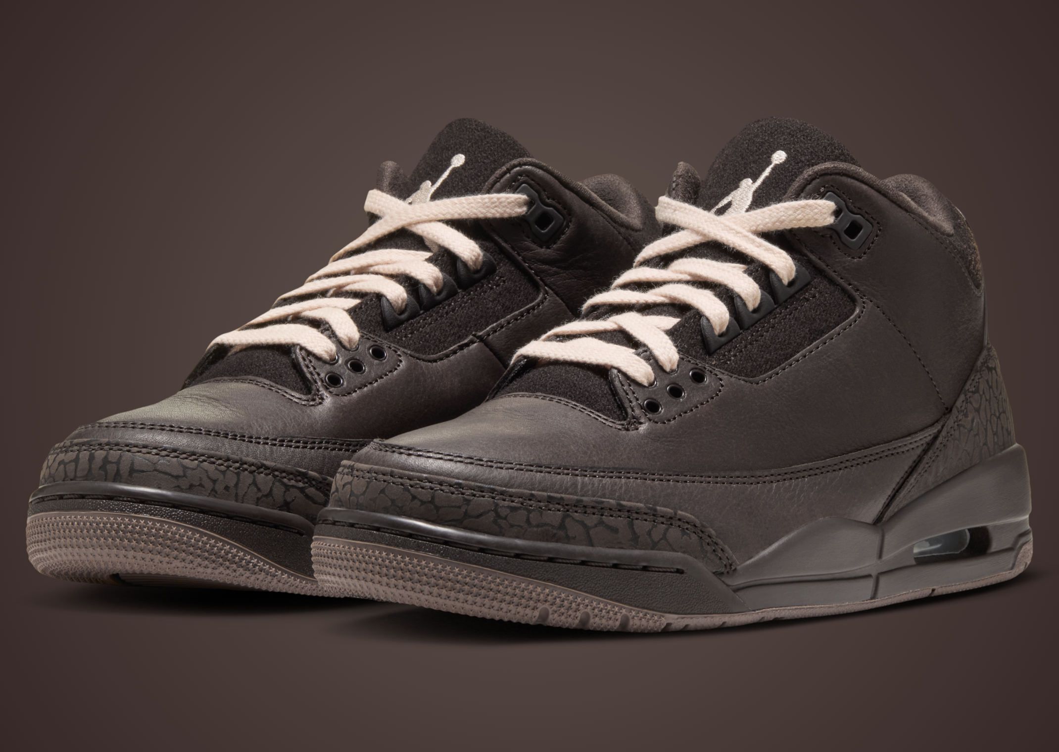 Official Look at the Air Jordan 3 Retro Fireside