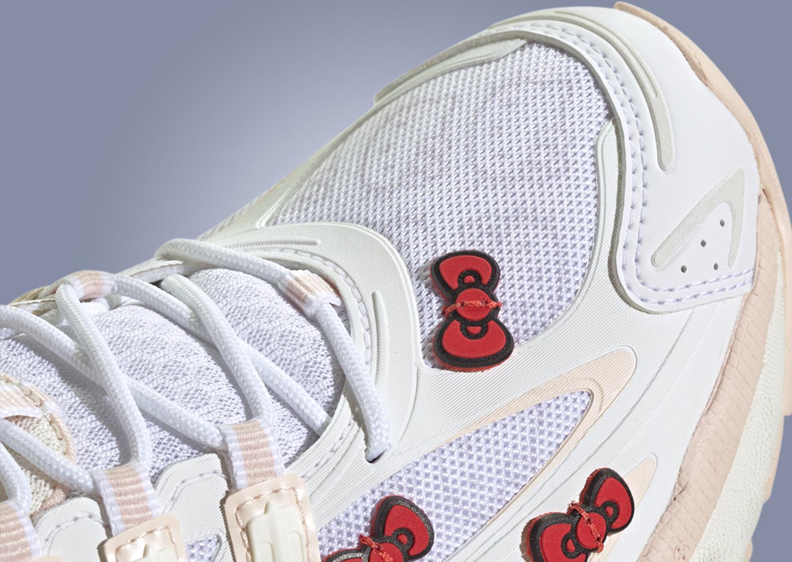 Hello Kitty x adidas Adistar Cushion (W) Detail