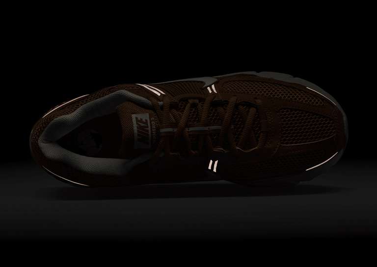 Nike Zoom Vomero 5 Monarch Dark Russet 3M Top