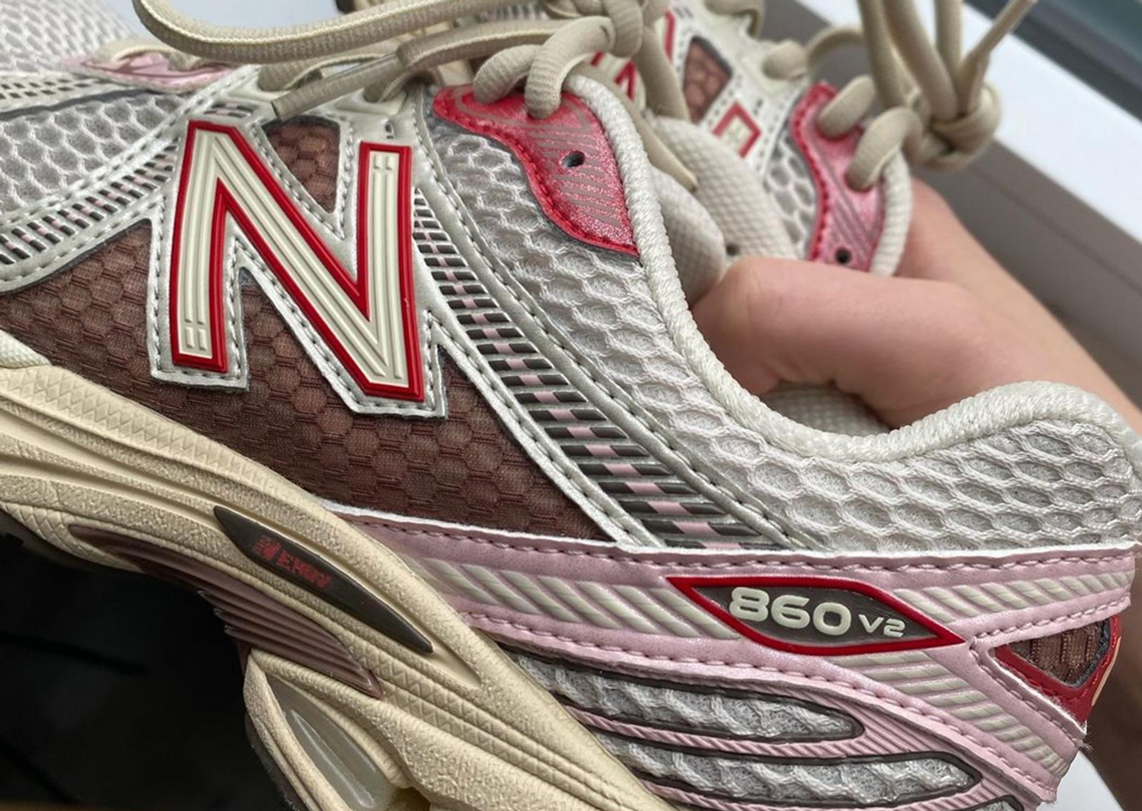 New Balance 860v2 Bacon (size? Exclusive) Detail