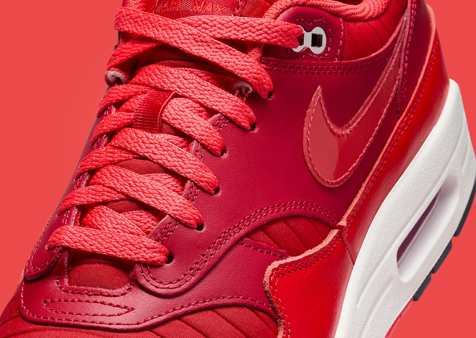 Nike Air Max 1 All Red Everything Tongue Detail