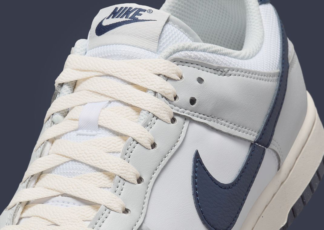 スニーカー (Nike) Dunk Low Next Nature Photon Dust Obsidian Nike Dunk Low Next Nature 