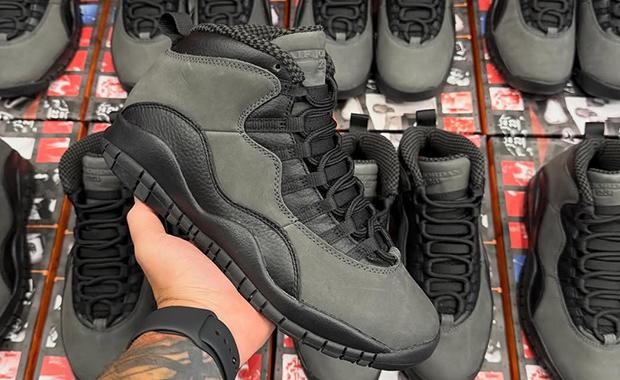 Air Jordan 10 Retro Shadow