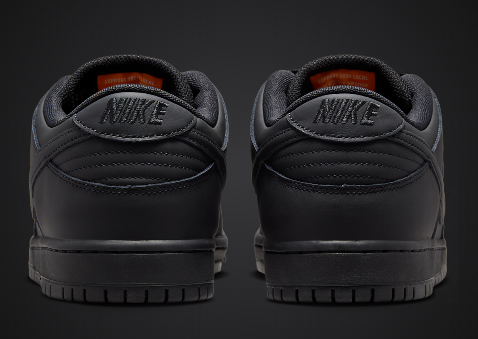 Nike SB Dunk Low ISO Triple Black Heel