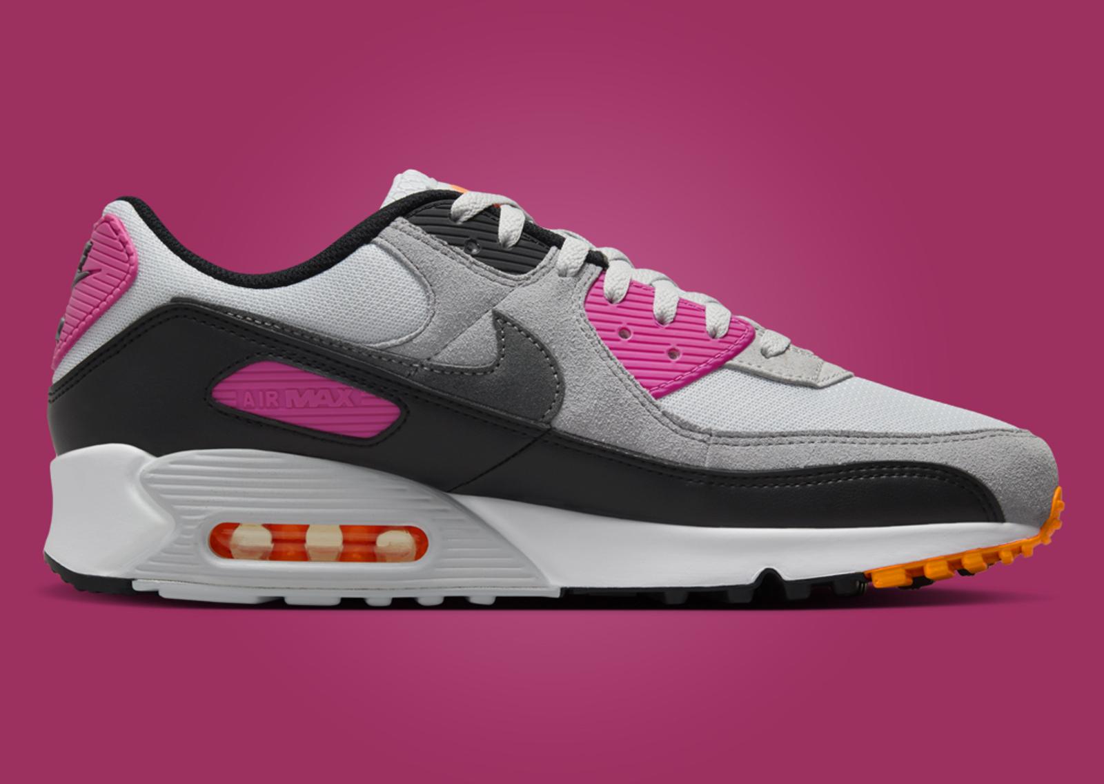 Nike Air Max 90 Dunkin' Donuts Medial