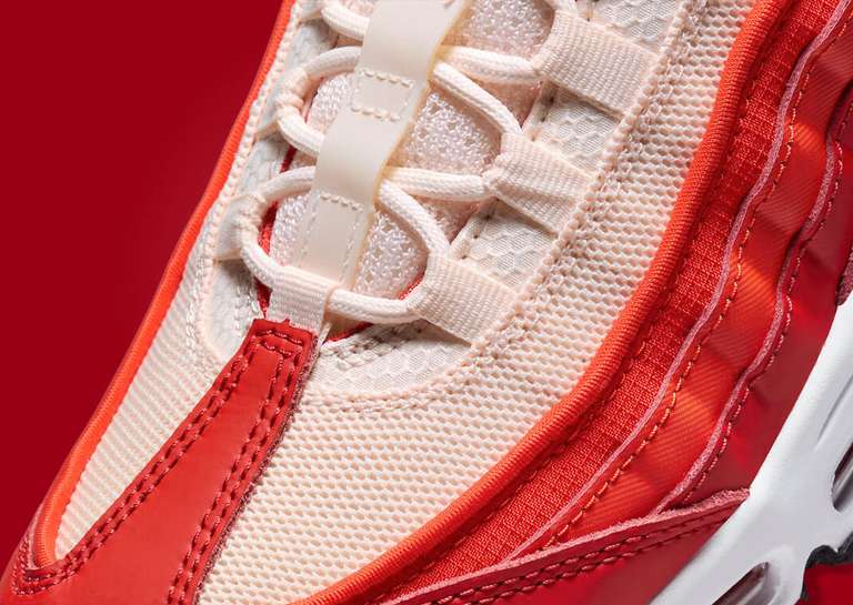 The Nike Air Max 95 Mystic Red and Guava Ice Toebox Detail