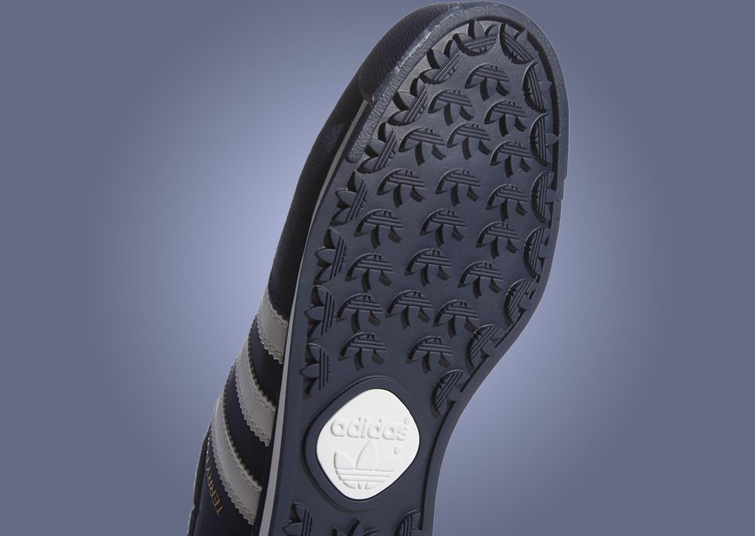 Terry Fox's adidas Orion Returns for the 45th Anniversary of the Marathon  of Hope