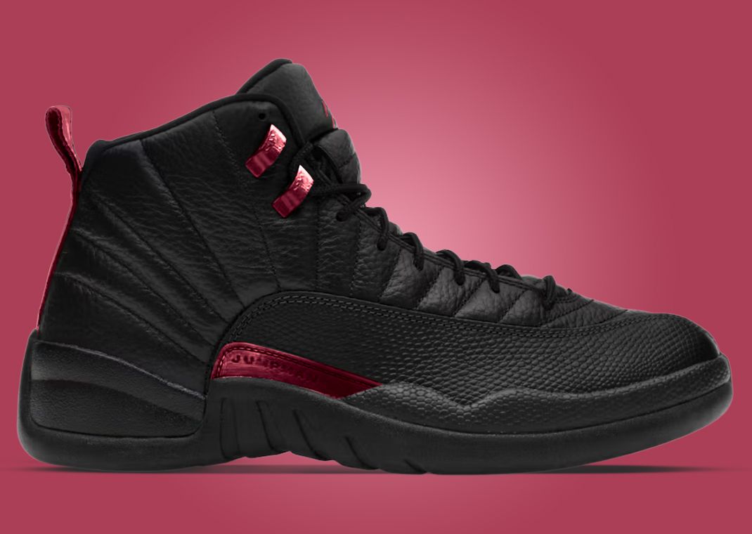 値下げAir Jordan 12 Retro ブラック/バルサミレッド 27cm f8f4e310b8046fbd8ba5ed90ef4b12